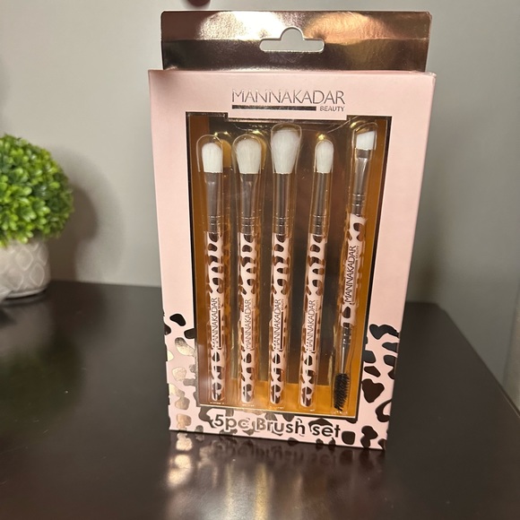 Manna kadar - Picture 1 of 1